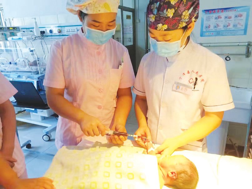 南华县妇婴监护型护送